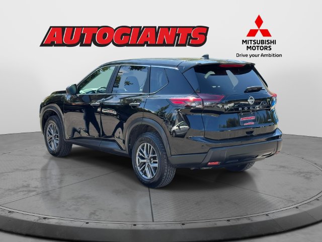 Used 2024 Nissan Rogue S AWD/4WD image 6