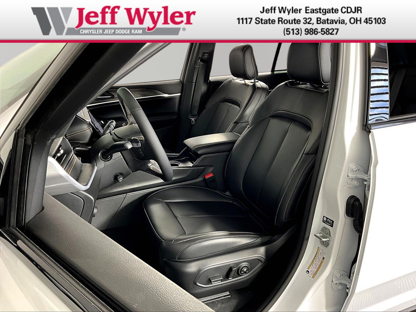 New 2026 Jeep Grand Cherokee Limited AWD/4WD image 17