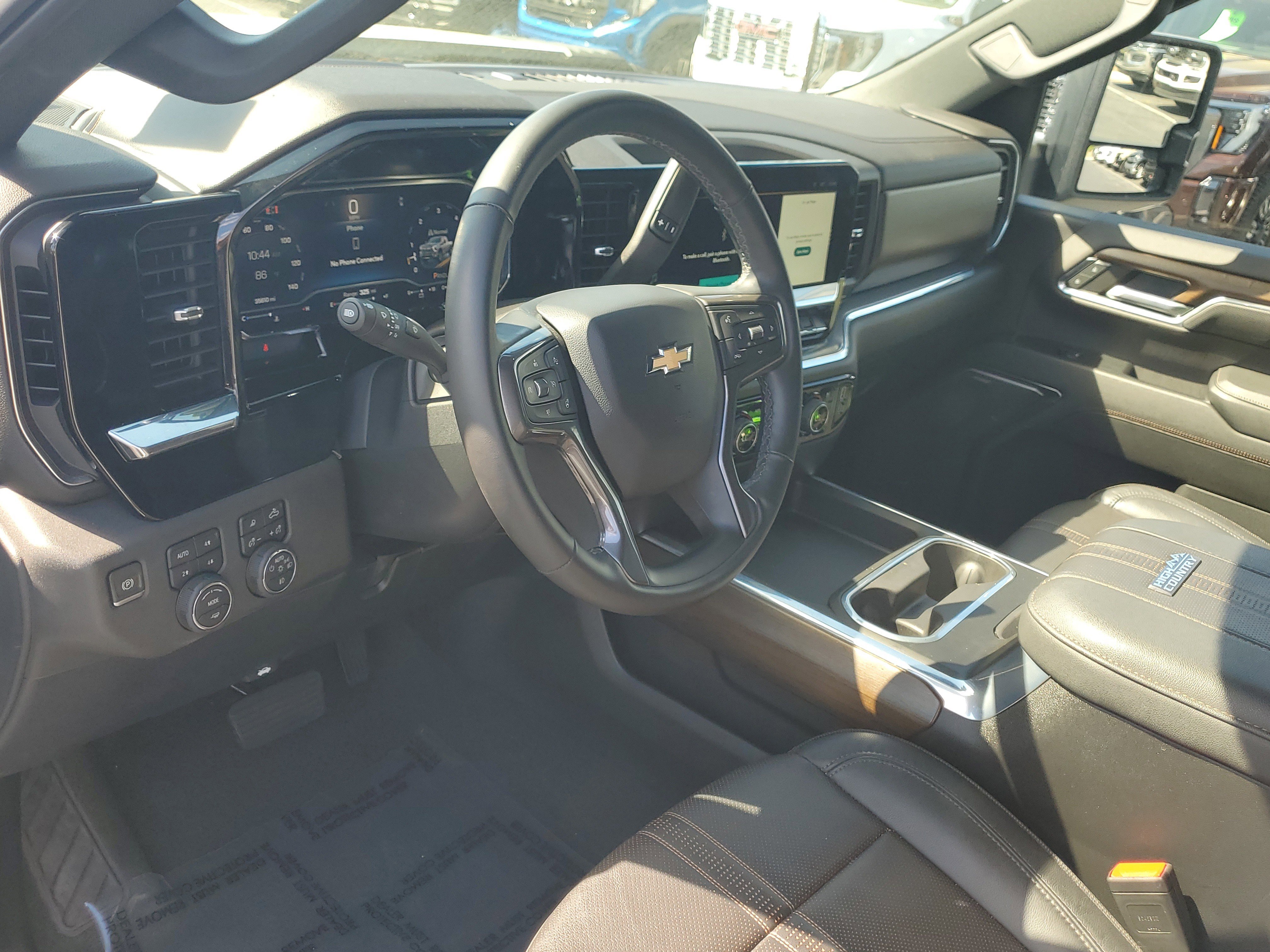 Used 2024 Chevrolet Silverado 2500 High Country AWD/4WD image 23