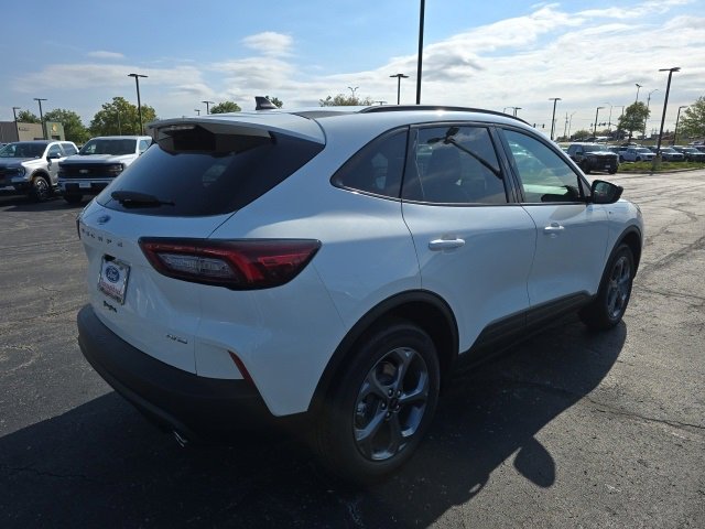 New 2026 Ford Escape ST-Line w/ Cold Weather Package image 5