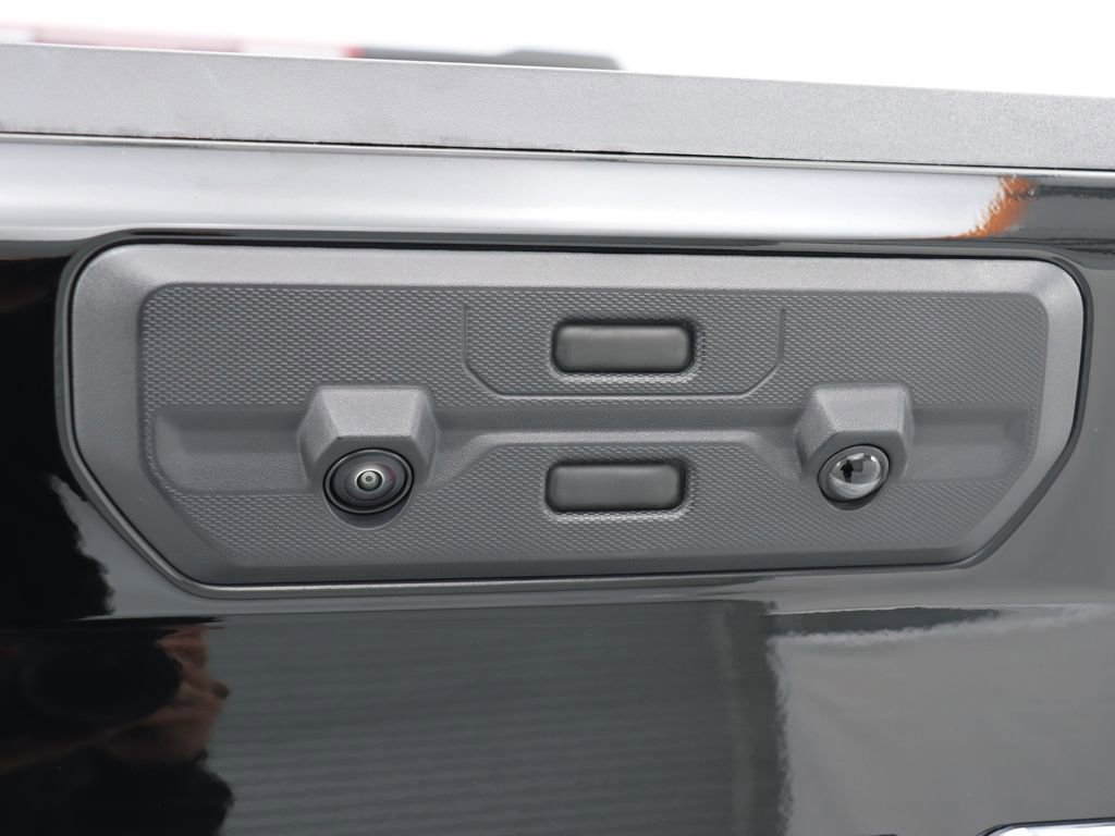 Used 2025 GMC Sierra 1500 AT4 w/ AT4 Premium Package image 51