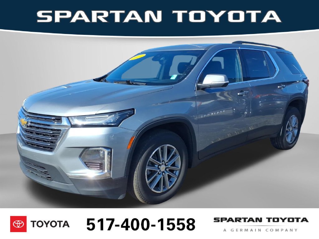 Used 2023 Chevrolet Traverse LT w/ Rear Camera Mirror Package AWD/4WD image 1