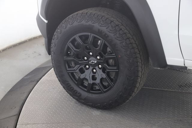 Used 2026 Chevrolet Colorado Trail Boss AWD/4WD image 13