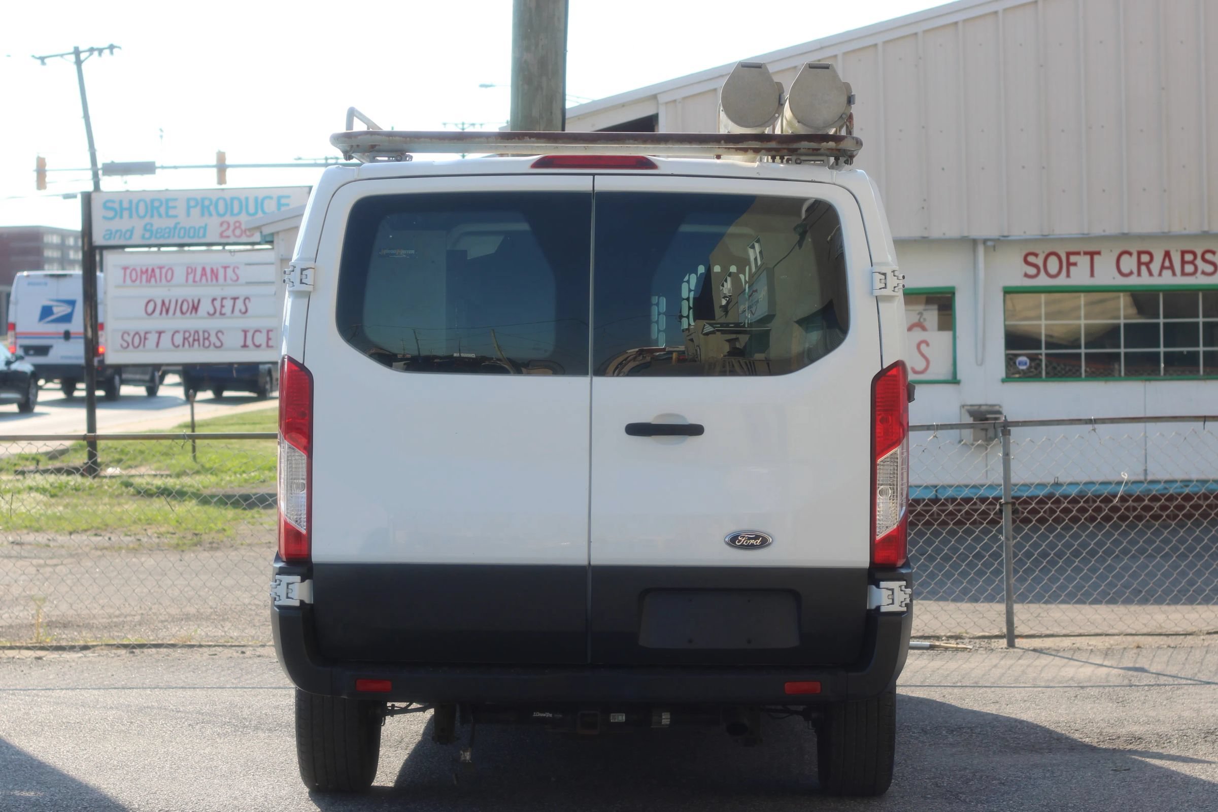Used 2015 Ford Transit 250 130 Low Roof RWD image 7