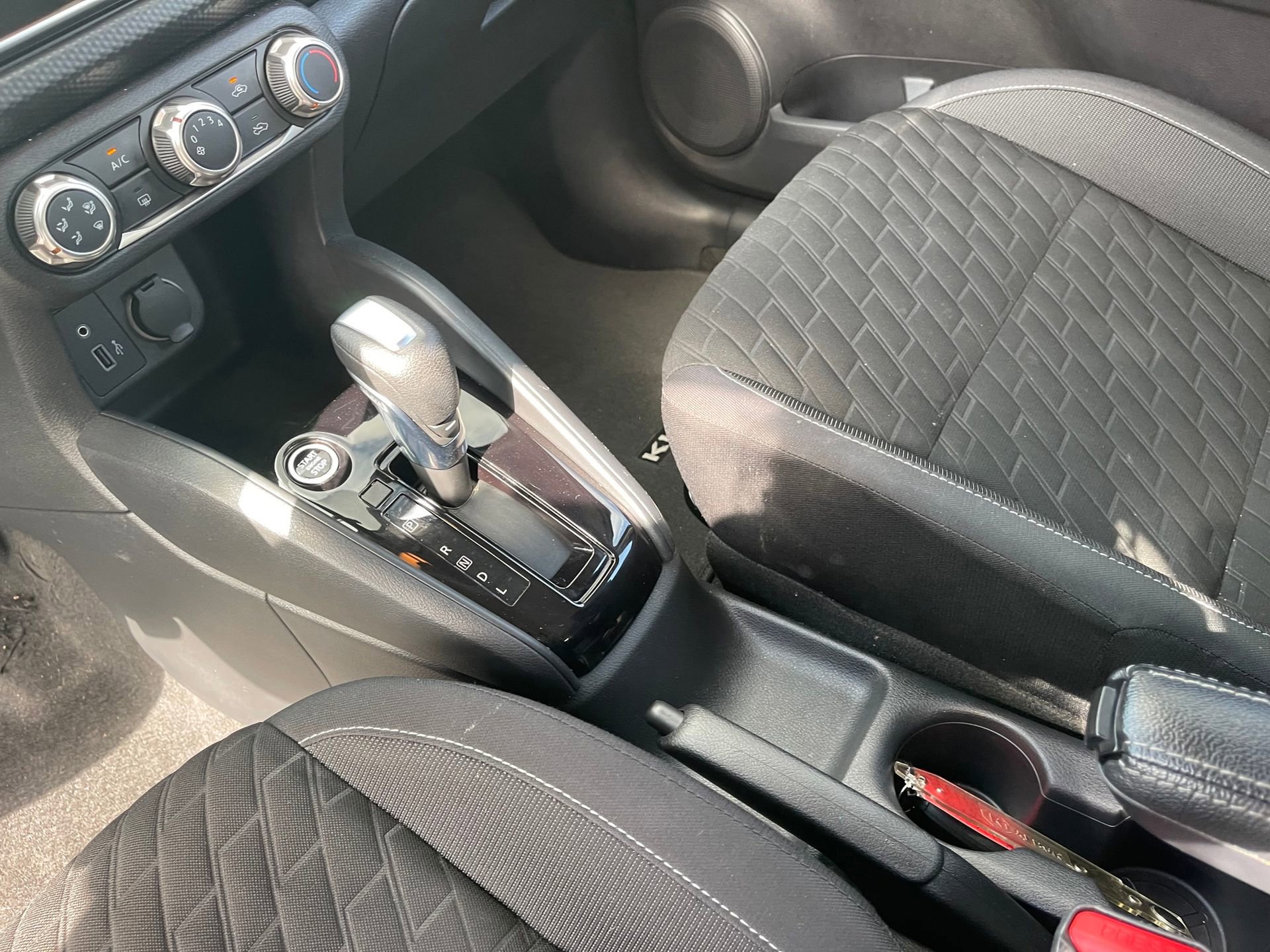 Used 2022 Nissan Kicks S FWD image 18