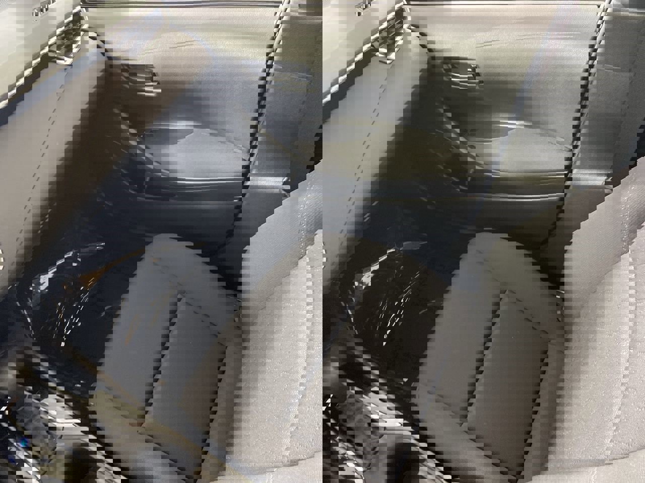 Used 2024 Toyota Corolla LE image 22