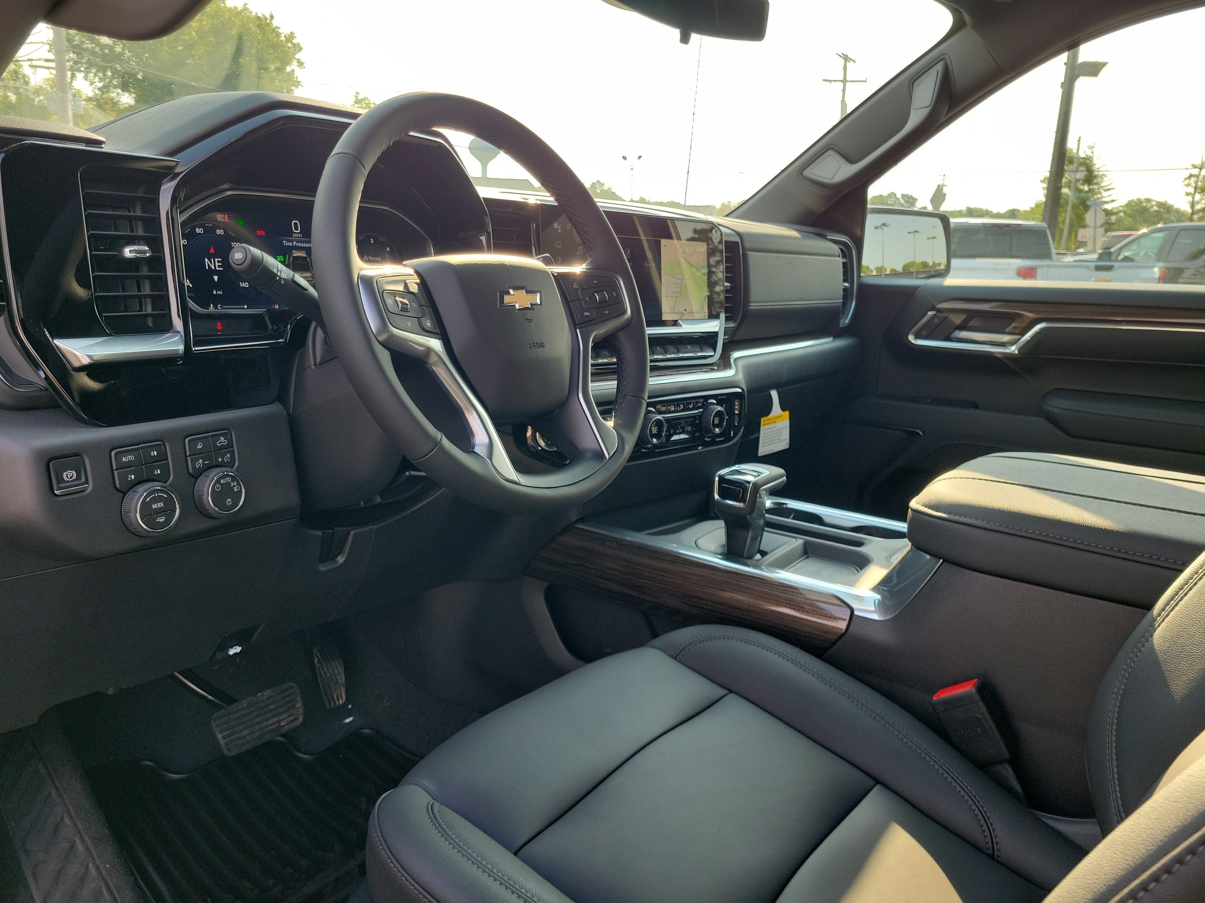 New 2026 Chevrolet Silverado 1500 LT w/ All Star Edition Plus AWD/4WD image 19