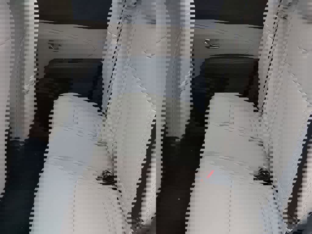 New 2026 Hyundai Tucson SE image 20