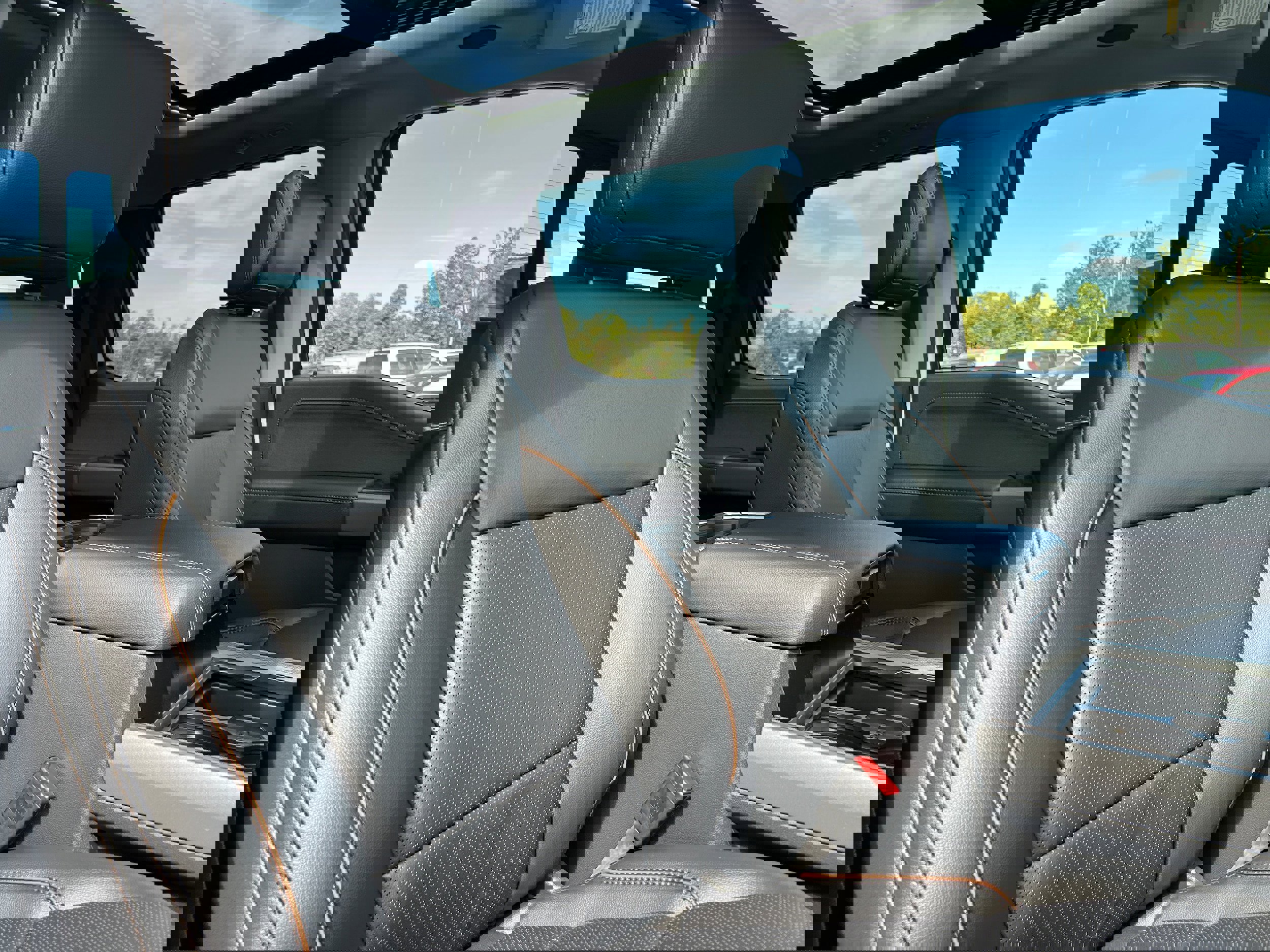 New 2026 Ford F350 Lariat w/ Tremor Off-Road Package image 38