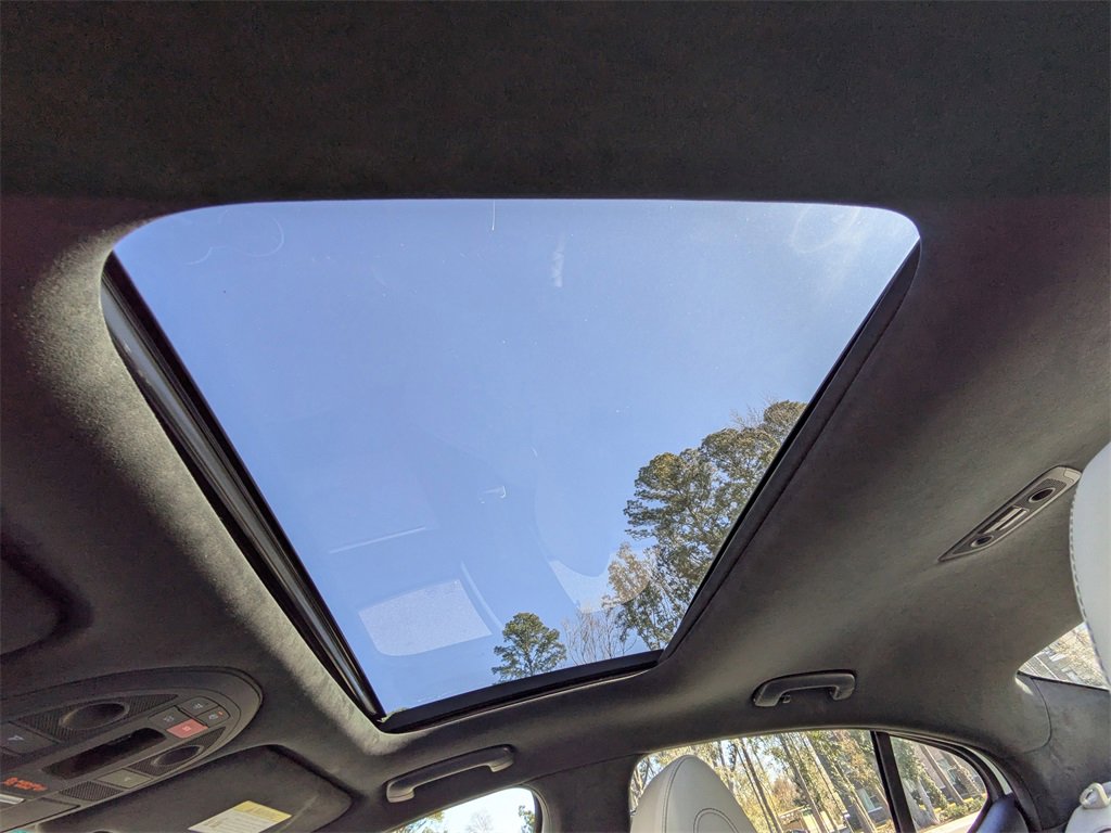 Used 2025 Genesis G70 3.3T Advanced w/ Sport Prestige Package image 18