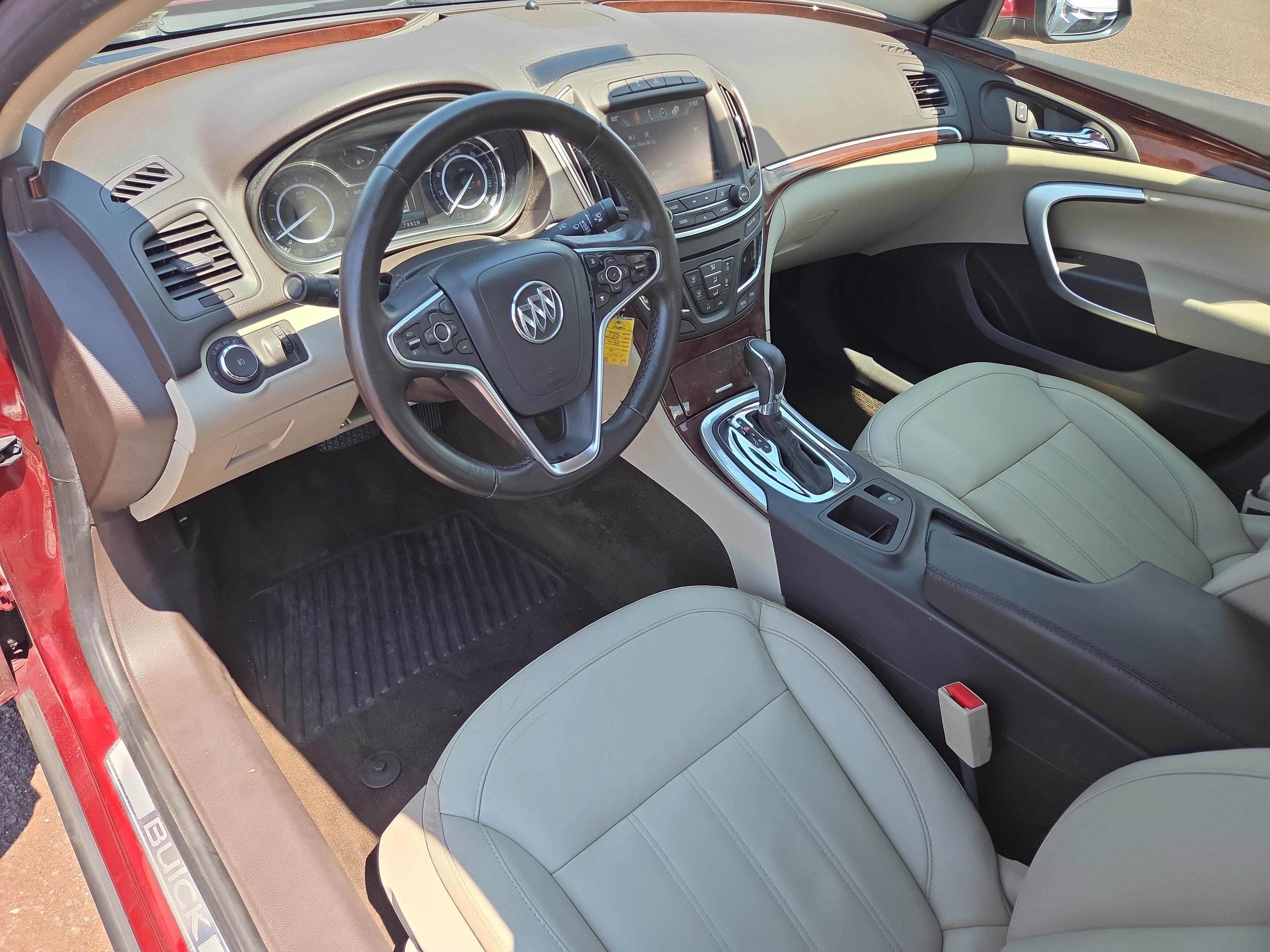 Used 2016 Buick Regal image 15