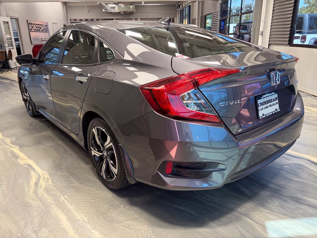 Used 2018 Honda Civic Touring image 33
