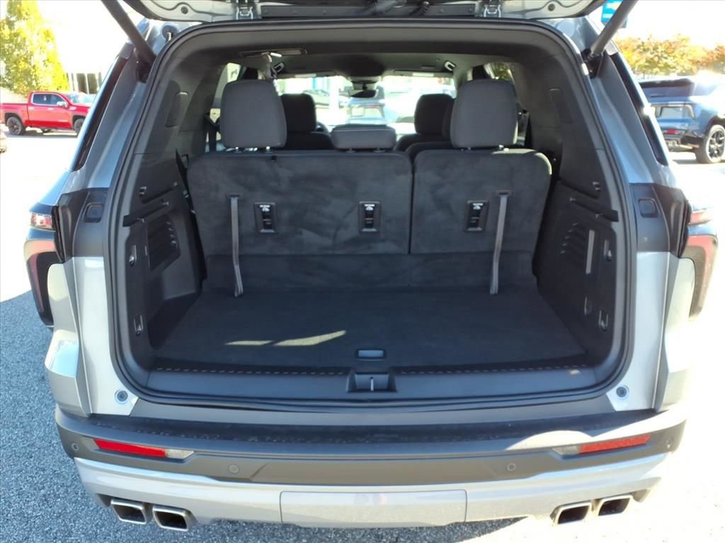 New 2026 Chevrolet Traverse LT w/ Driver Confidence Package image 21