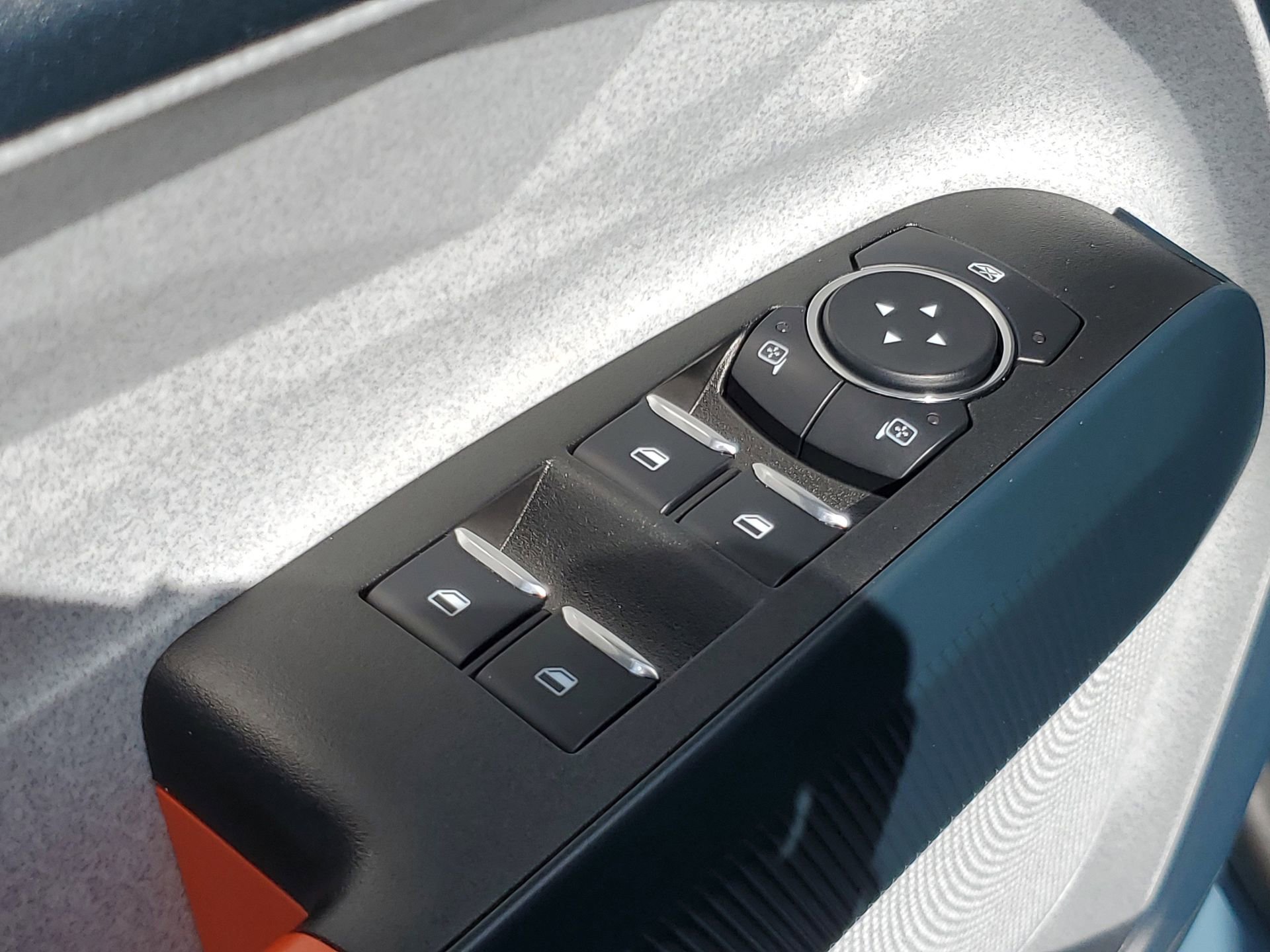 Used 2023 Ford Maverick XLT image 17