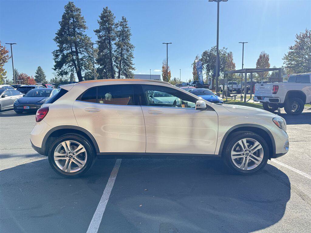 Used 2018 Mercedes-Benz GLA 250 4MATIC image 6