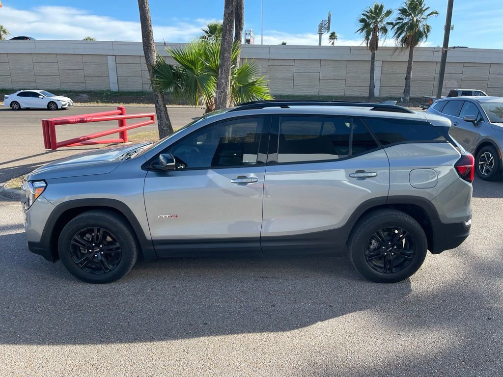 Used 2023 GMC Terrain AT4 image 2