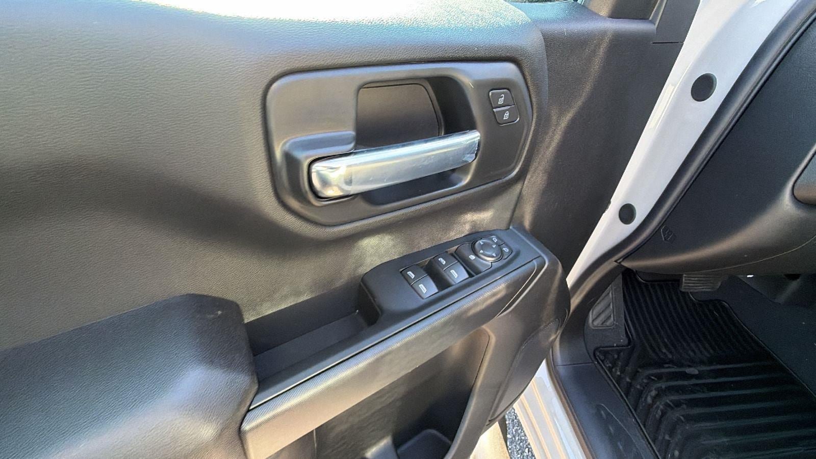 New 2026 Chevrolet Silverado 1500 Custom w/ Turbomax Blackout Package RWD image 12