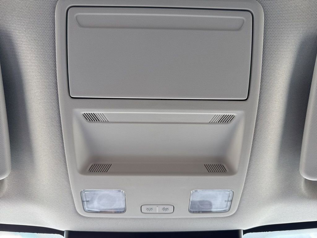 New 2025 Ford Maverick XLT w/ XLT Luxury Package image 30