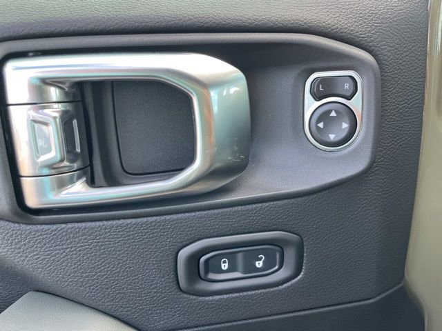 New 2026 Jeep Gladiator Mojave image 16