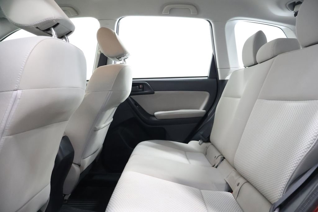 Used 2016 Subaru Forester 2.5i w/ Alloy Wheel Package image 25