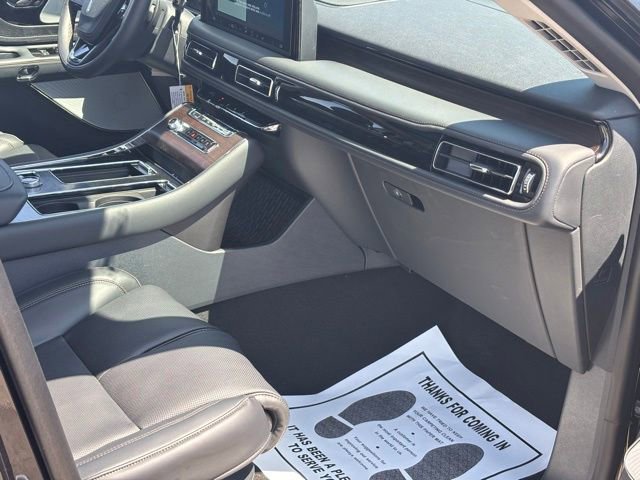New 2026 Lincoln Aviator Reserve AWD/4WD image 21