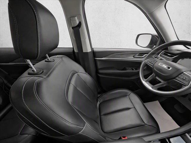 Used 2023 Jeep Grand Cherokee Limited RWD image 21