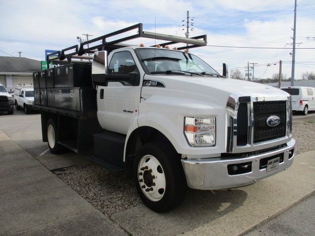 Used 2021 Ford F750 2WD Regular Cab Super Duty image 3