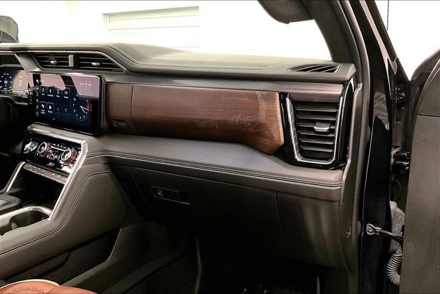 Used 2023 GMC Sierra 1500 Denali Ultimate image 17