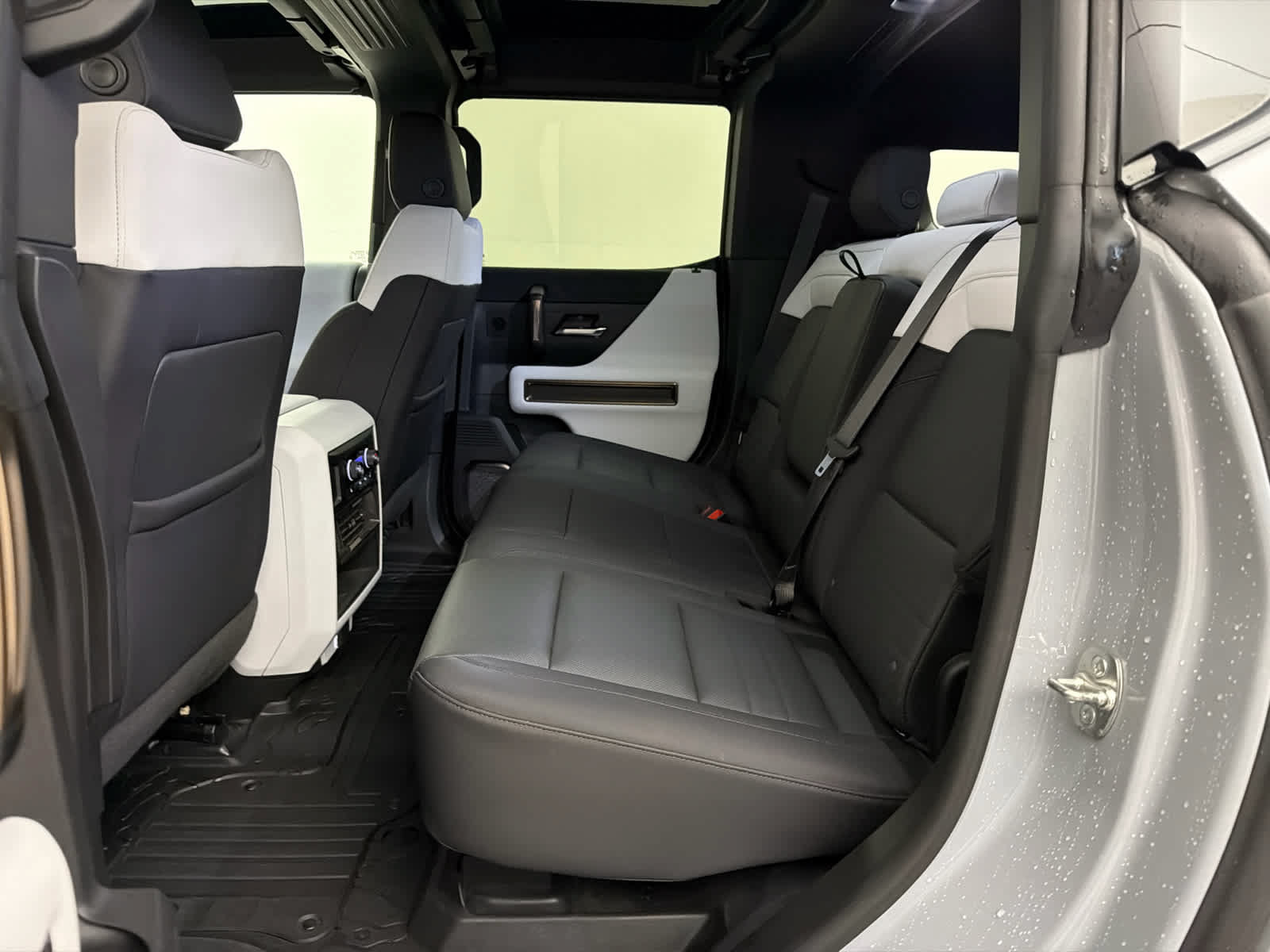 Used 2025 GMC Hummer EV 3X w/ Extreme Off-Road Package AWD/4WD image 16