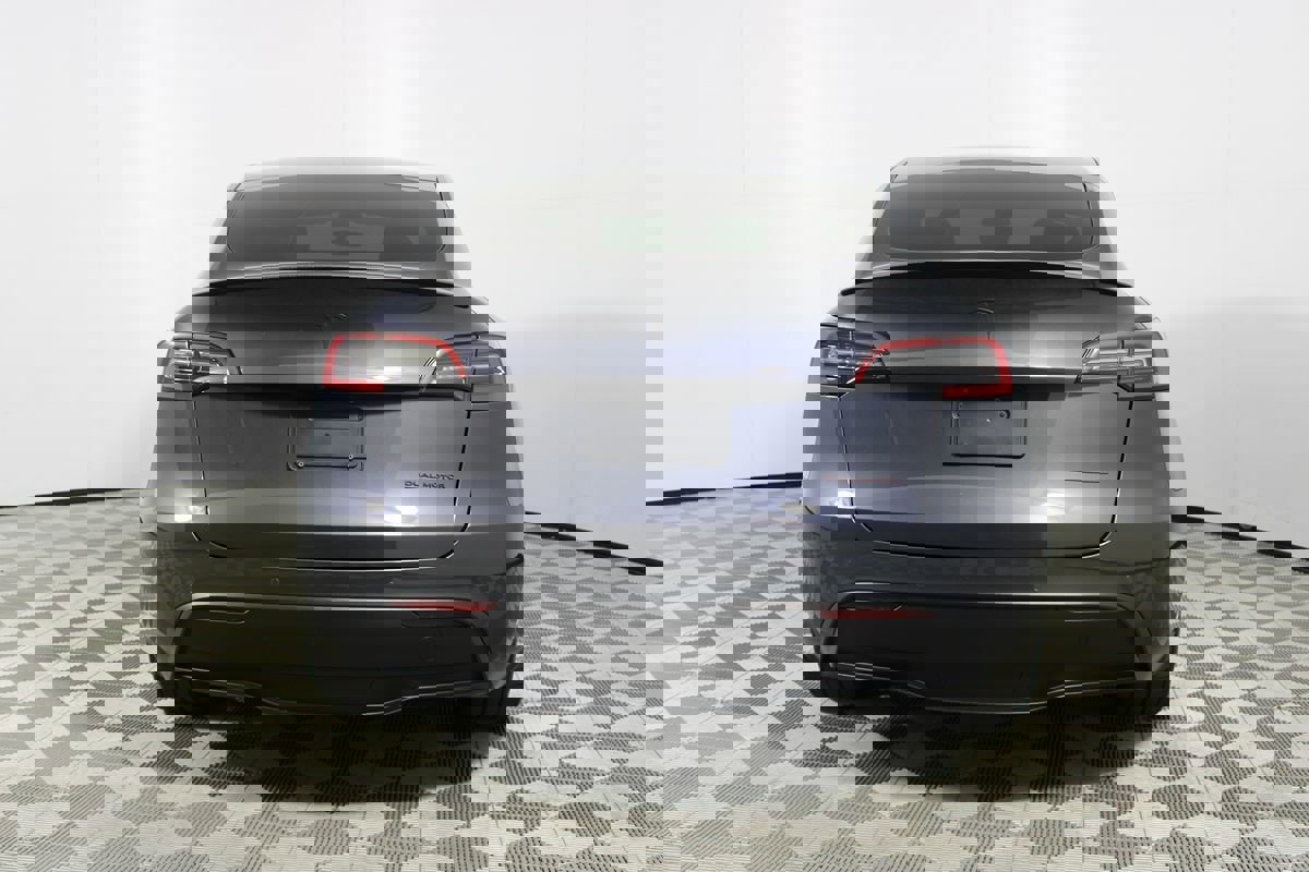 Used 2022 Tesla Model Y Performance image 33