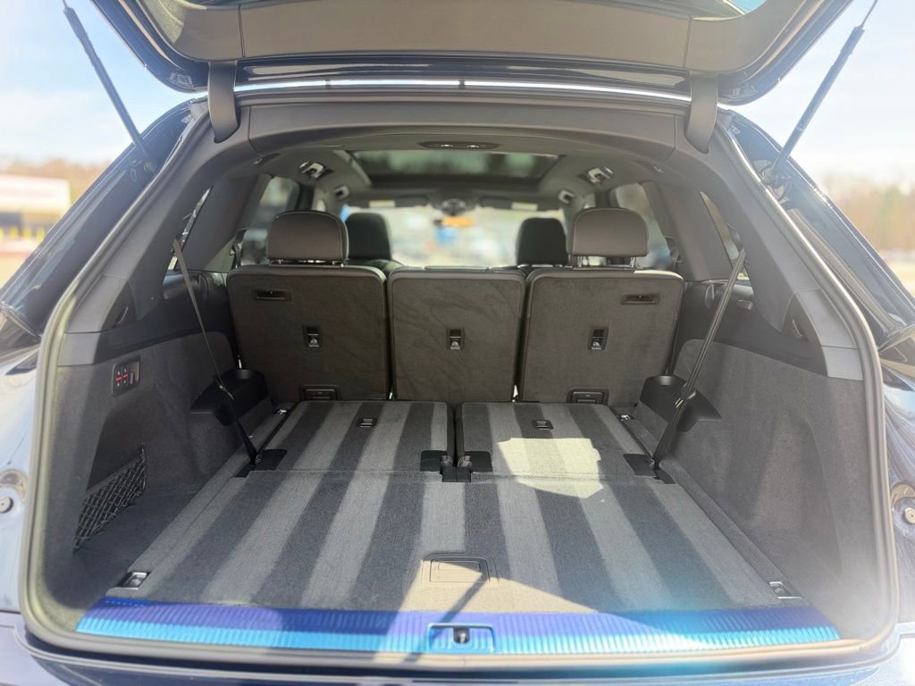 Certified 2025 Audi Q7 2.0T Premium w/ Convenience Plus Package image 6