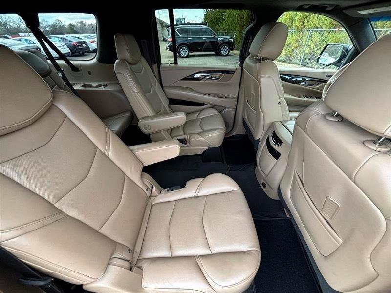 Used 2020 Cadillac Escalade ESV Platinum image 59