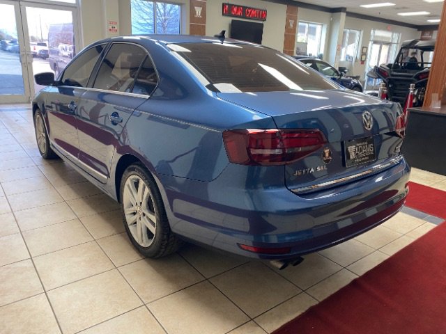 Used 2017 Volkswagen Jetta SEL image 5