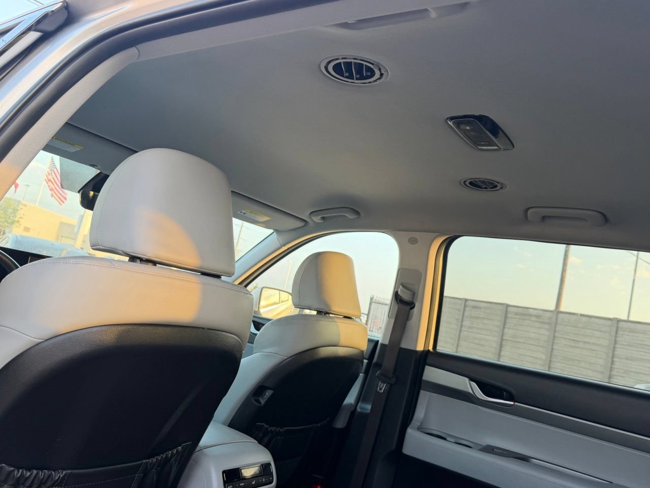 Used 2025 Hyundai Palisade SEL AWD/4WD image 32