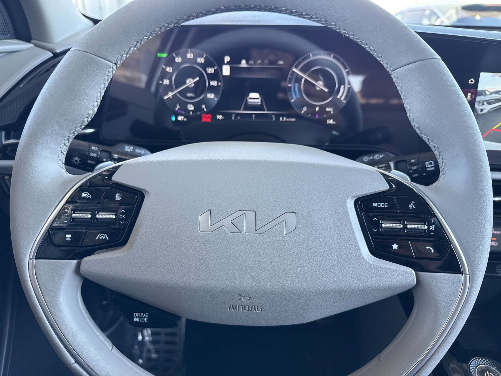 New 2026 Kia Niro Wave FWD image 27