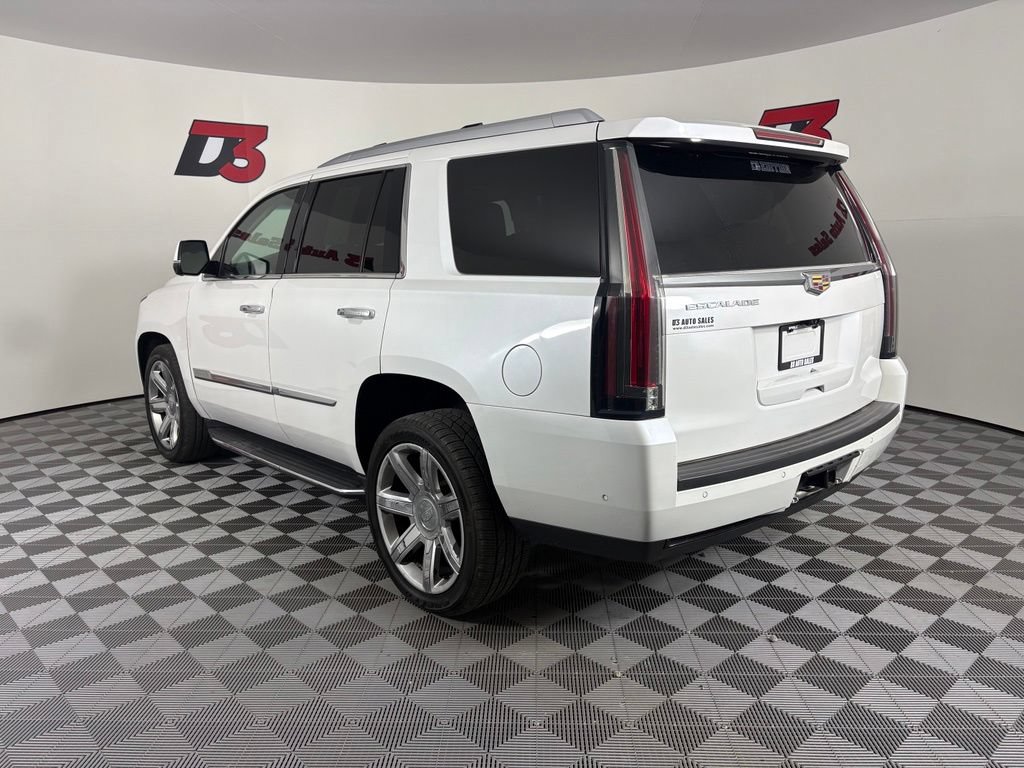 Used 2019 Cadillac Escalade Luxury AWD/4WD image 4