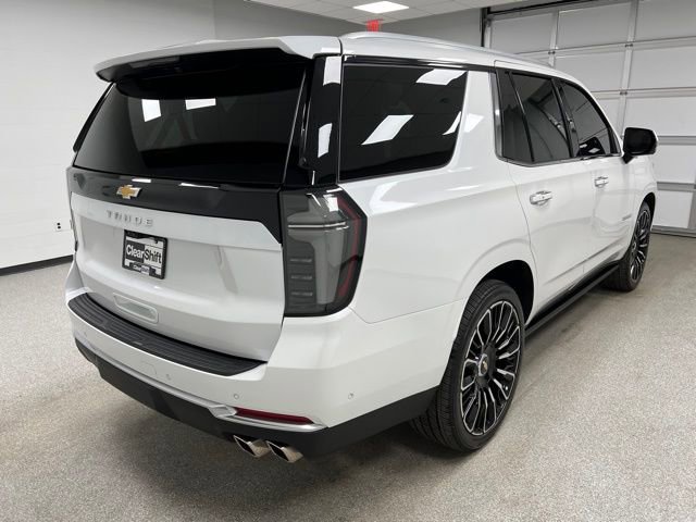Used 2025 Chevrolet Tahoe High Country AWD/4WD image 10
