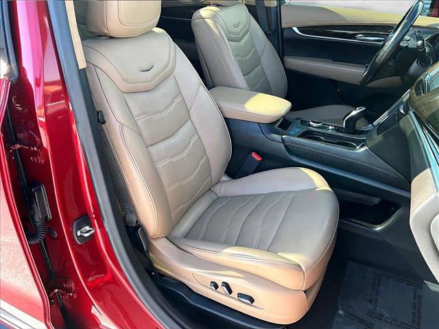 Used 2022 Cadillac XT6 Premium Luxury w/ Platinum Package image 9