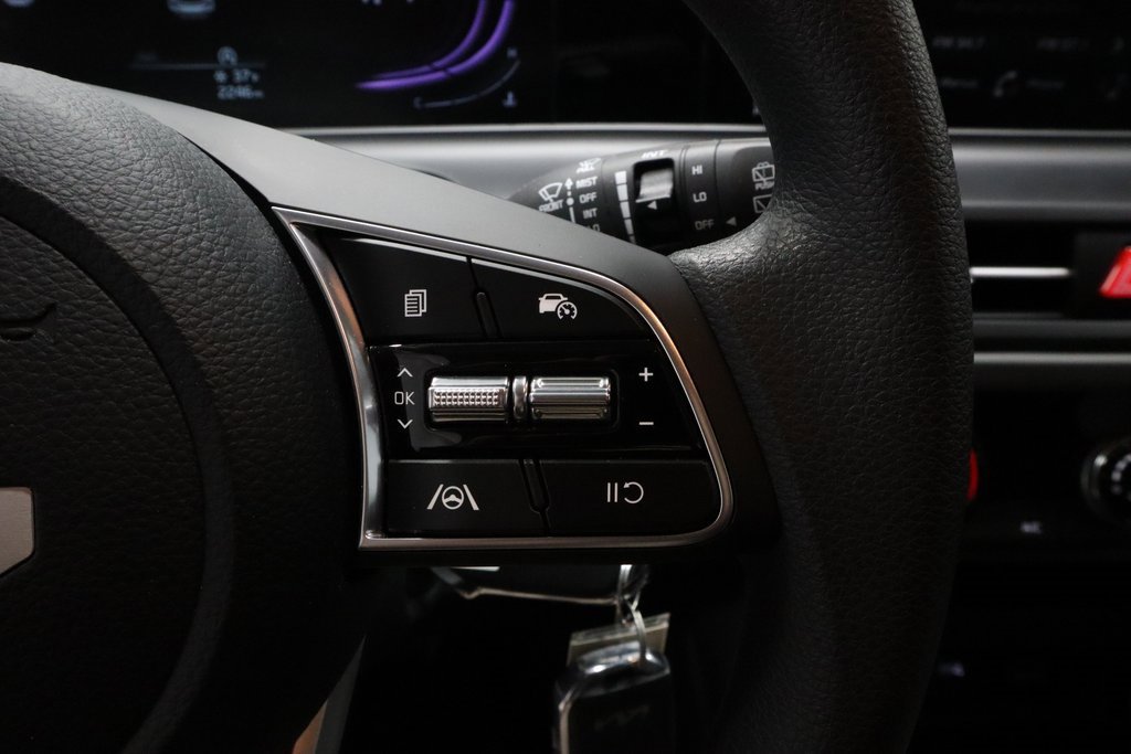 Used 2025 Kia Seltos LX image 28