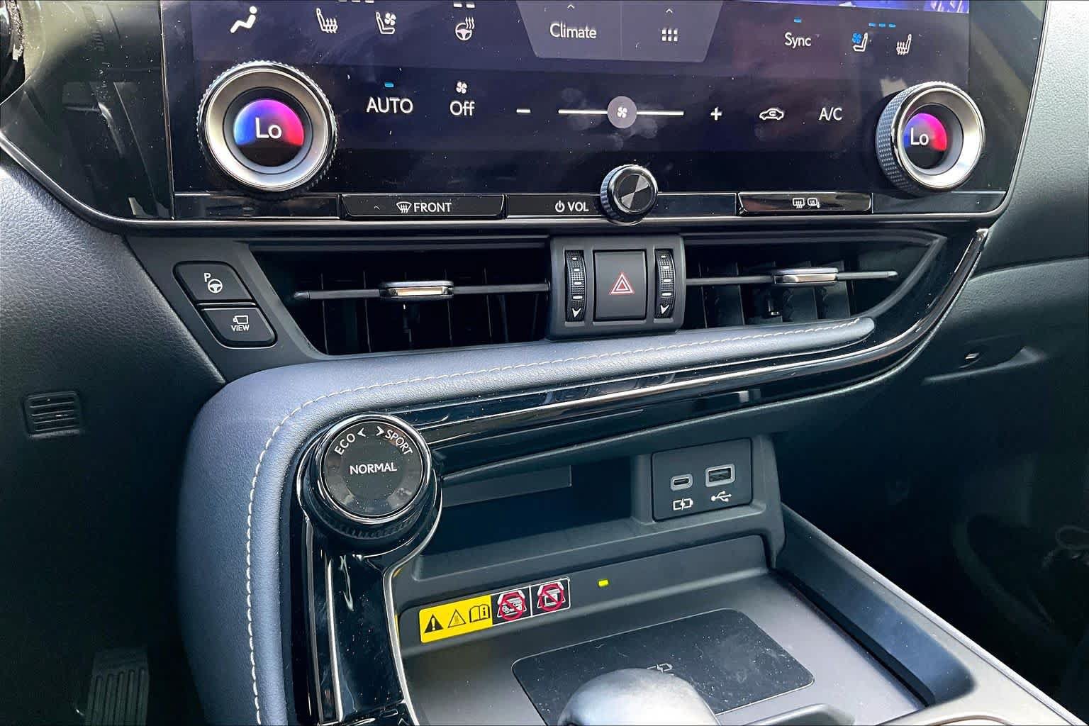 Used 2024 Lexus NX 350h AWD w/ Vision Package image 35