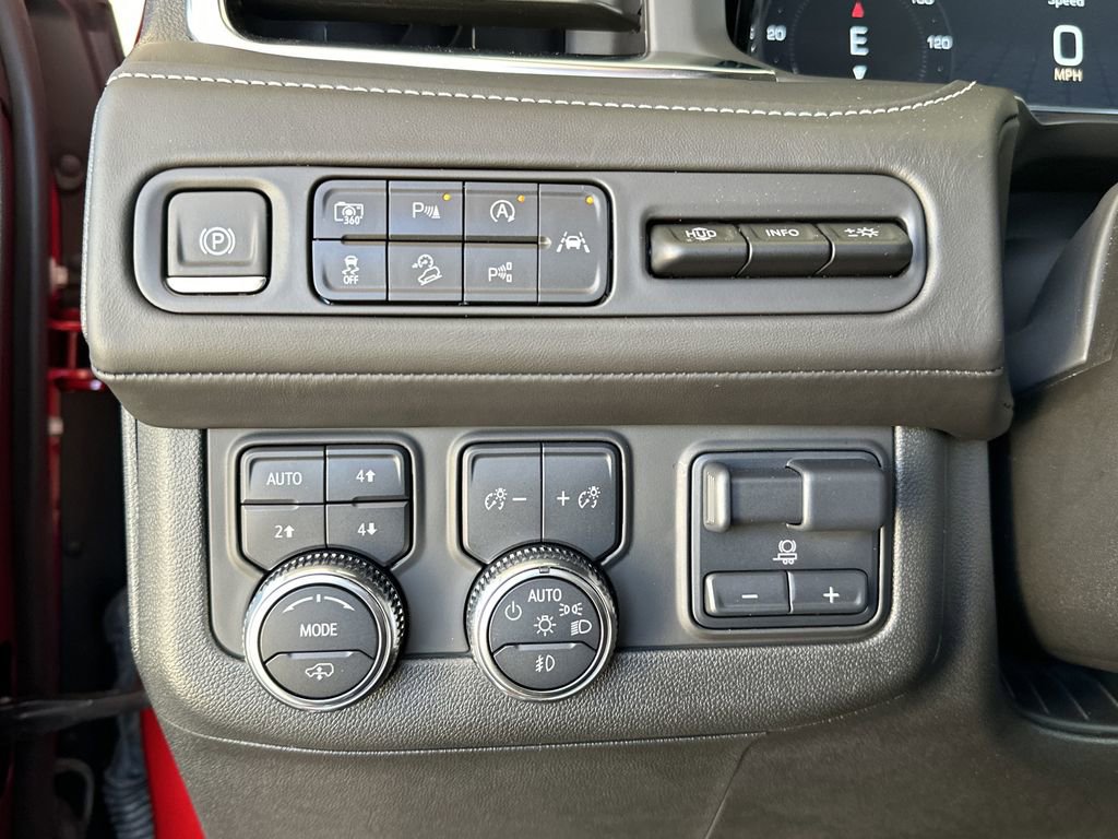 Certified 2024 GMC Yukon Denali Ultimate image 19