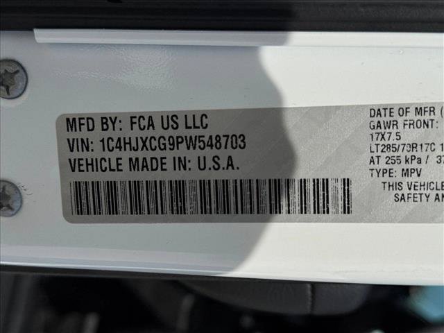 Used 2023 Jeep Wrangler Rubicon AWD/4WD image 24