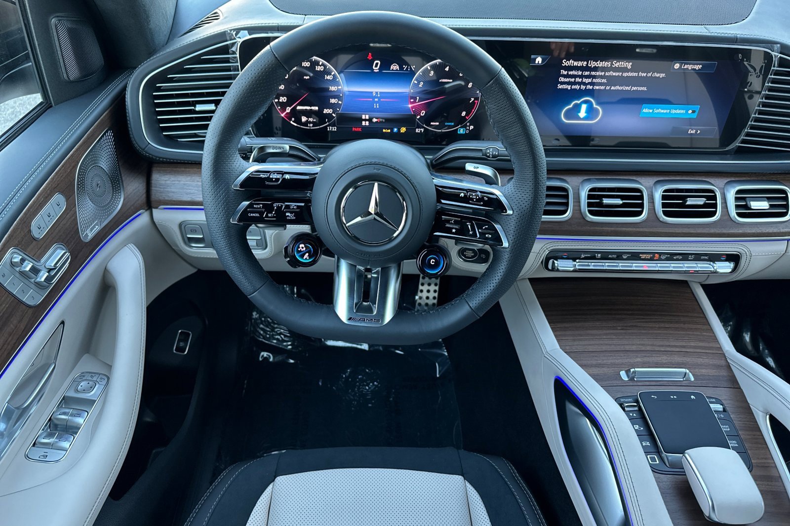 New 2026 Mercedes-Benz GLS 63 AMG 4MATIC image 12