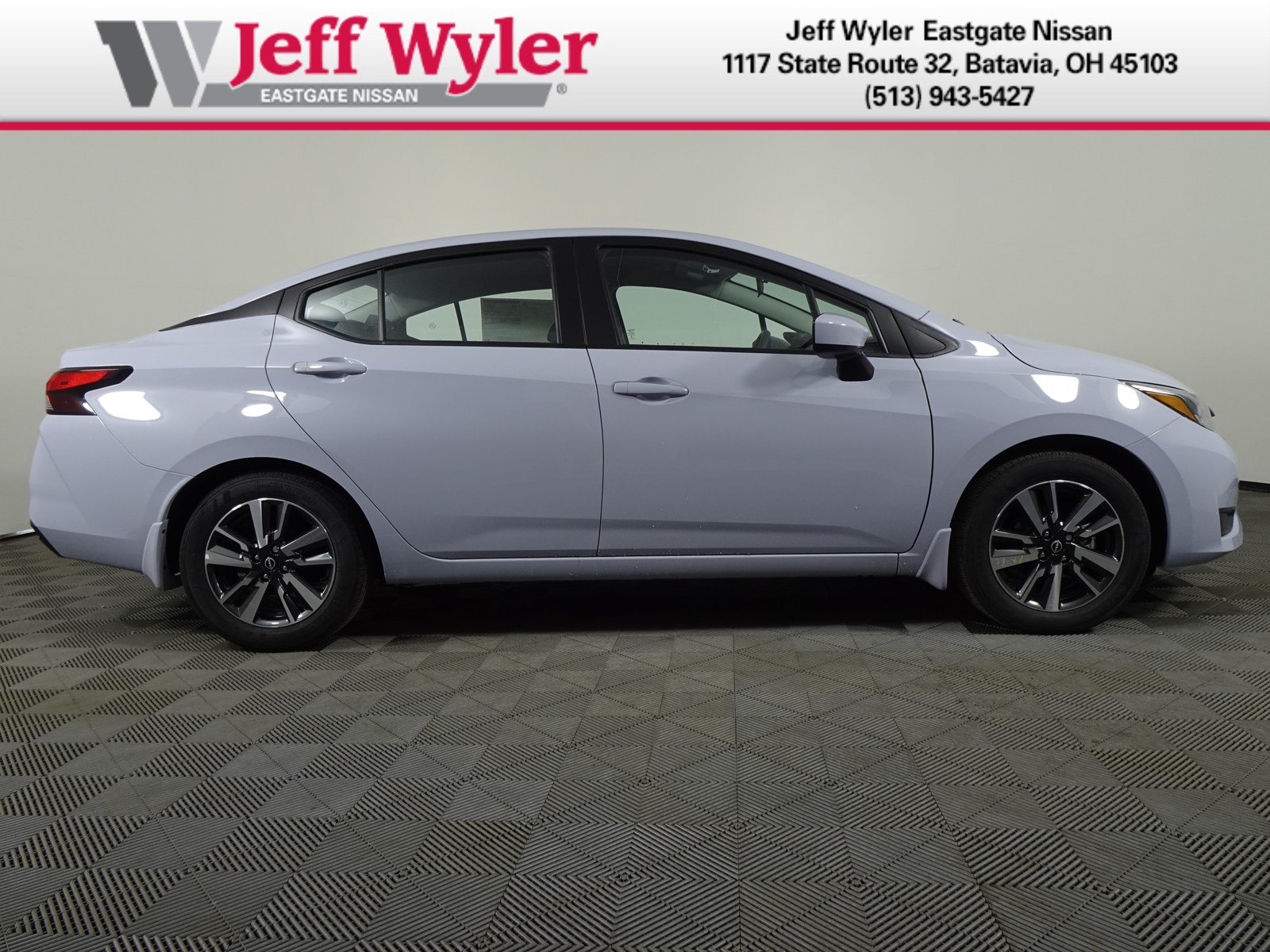 New 2025 Nissan Versa SV w/ Trunk Package FWD image 2