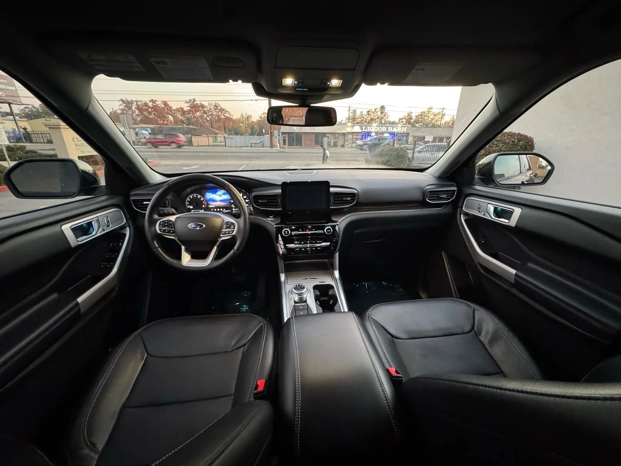 Used 2022 Ford Explorer Limited AWD/4WD image 20