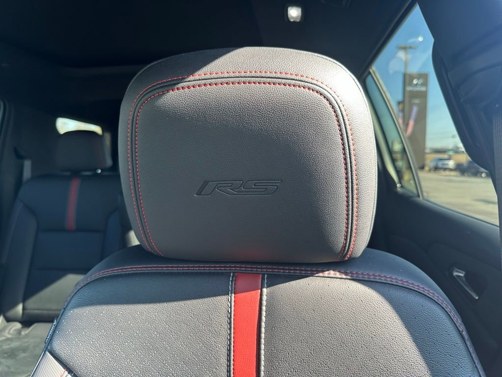Used 2025 Chevrolet Traverse RS w/ LPO, Floor Liner Package image 22