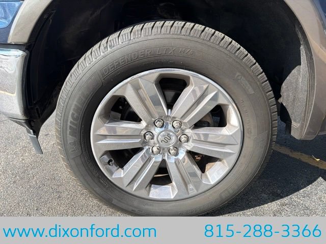 Used 2018 Ford F150 King Ranch w/ Equipment Group 601A Luxury AWD/4WD image 32