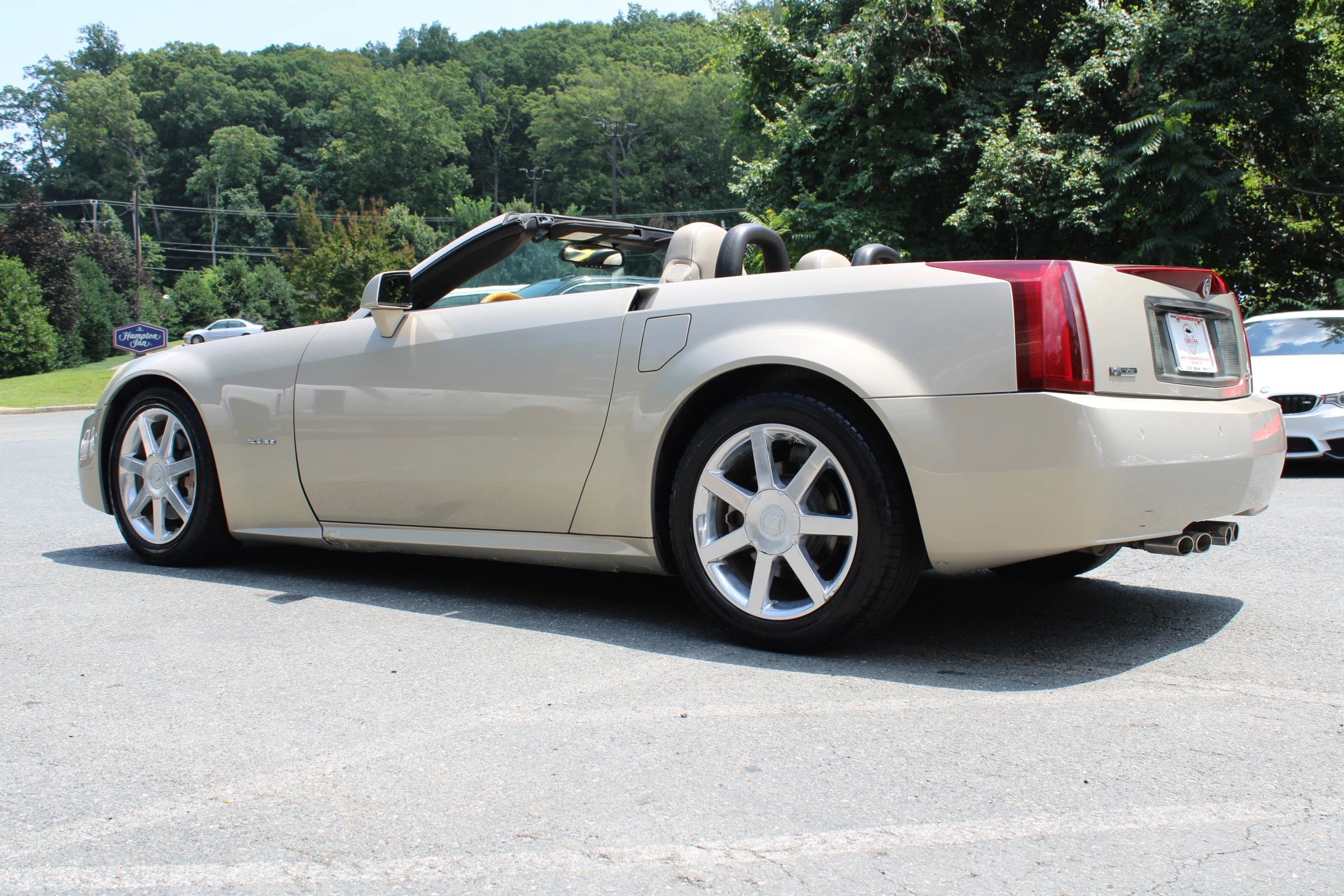 Used 2006 Cadillac XLR image 5