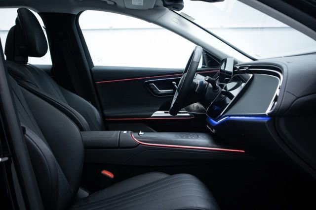 Used 2025 Mercedes-Benz E 450 4MATIC All-Terrain Wagon image 11