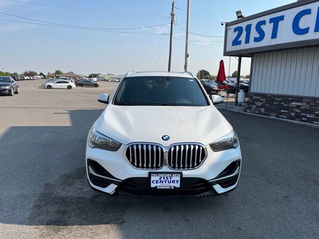 Used 2021 BMW X1 xDrive28i w/ Convenience Package image 3